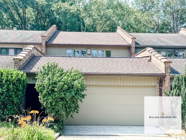 226 Holiday Ave E in Clemson, SC - Building Photo - Building Photo