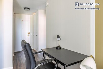 3450 N Lake Shore Dr in Chicago, IL - Foto de edificio - Building Photo