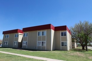 Blue Water Garden in Hereford, TX - Building Photo