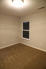 3225 Clayton Rd, Unit B in Concord, CA - Building Photo - Building Photo