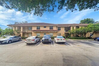 9182 NW 40th St in Coral Springs, FL - Building Photo - Building Photo