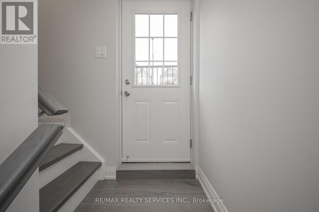 3498 Park Heights Way in Mississauga, ON - Building Photo - Building Photo