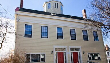 65 Atherton St, Unit 3 in Somerville, MA - Foto de edificio - Building Photo