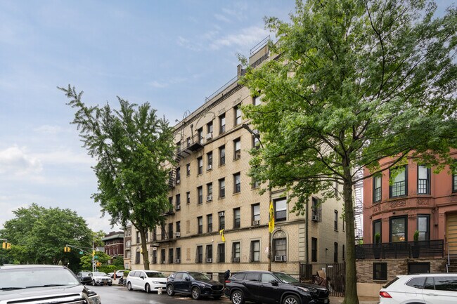 346 New York Avenue in Brooklyn, NY - Building Photo - Building Photo