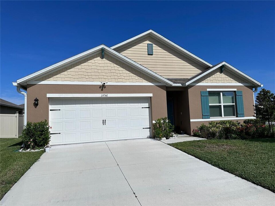3756 Botanical Wy in Sanford, FL - Building Photo