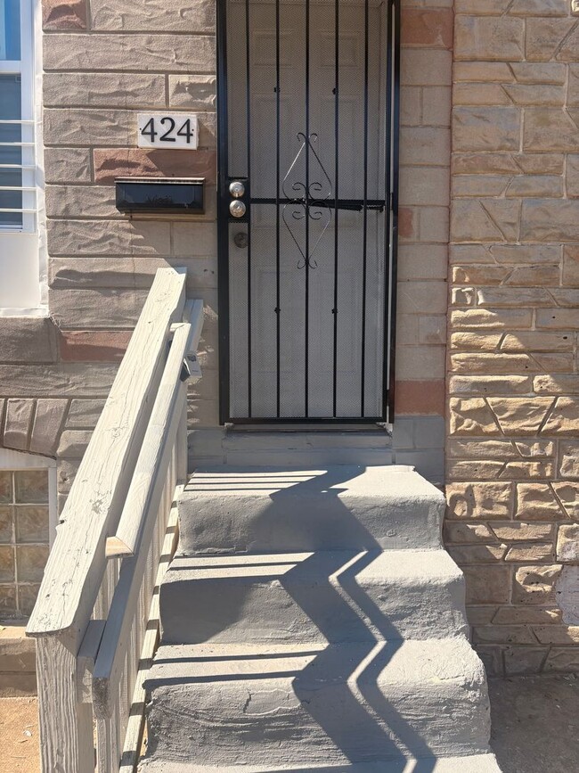 property at 424 N Rose St