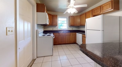 1621 Atkamire Dr in Tallahassee, FL - Building Photo - Building Photo