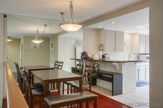 7766 Nightingale Way in San Diego, CA - Building Photo - Building Photo
