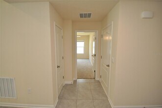 80 Oakleaf Way in Palm Coast, FL - Building Photo - Building Photo