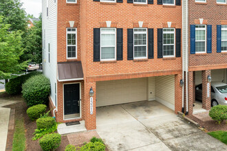 23205 Roberts Tavern Dr in Clarksburg, MD - Building Photo - Building Photo