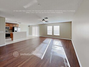 12125 Fern Blossom Dr in Gibsonton, FL - Building Photo - Building Photo