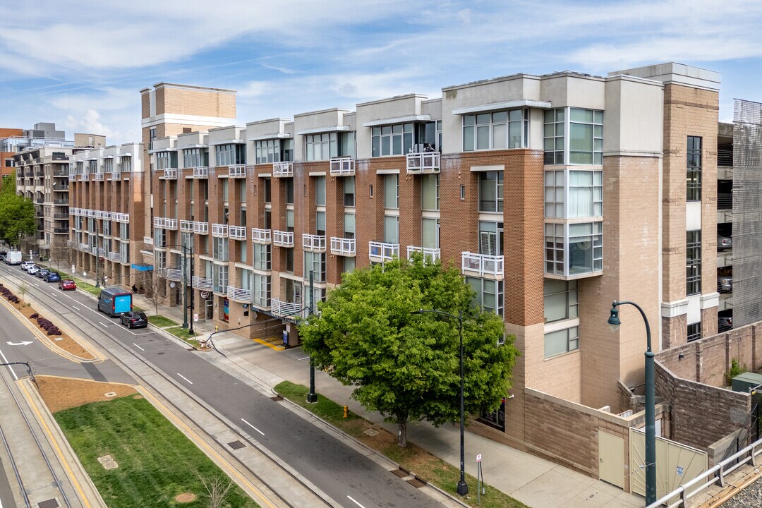 Gateway Lofts in Charlotte, NC - Building Photo