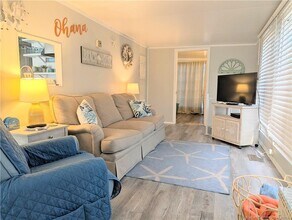 438 Nettles Blvd in Jensen Beach, FL - Building Photo - Building Photo