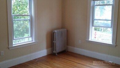 39 Watts St, Unit 2 in Malden, MA - Building Photo - Building Photo