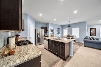 21023 Creighton Wood Dr in New Caney, TX - Building Photo - Building Photo