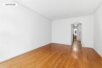 343 E 51st St in New York, NY - Building Photo - Building Photo