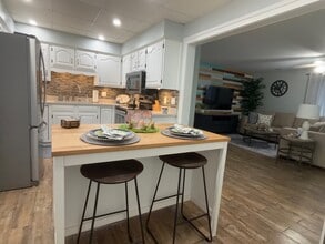 920 Camellia Dr, Unit 5 in Munster, IN - Building Photo - Building Photo