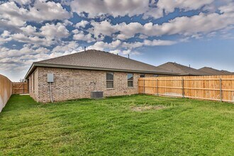 5522 122nd Street in Lubbock, TX - Building Photo - Building Photo