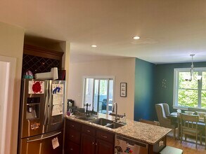 102 Pheasant Ln in Granby, CT - Building Photo - Building Photo