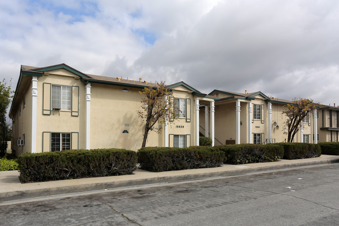 15839-15841 Landmark Dr in Whittier, CA - Building Photo