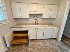 105 SW Westminister Rd in Blue Springs, MO - Building Photo - Building Photo