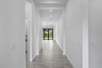 13378 Artisan Cir in Palm Beach Gardens, FL - Building Photo - Building Photo