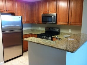 11710 Old Georgetown Road, Unit 1606 in North Bethesda, MD - Building Photo - Building Photo