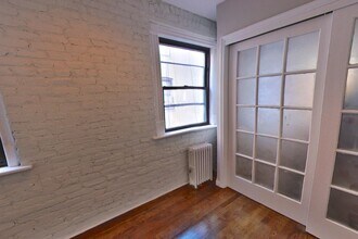 416 E 13th St in New York, NY - Building Photo - Building Photo