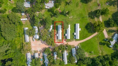 1202 US-190 in Huntsville, TX - Building Photo - Building Photo