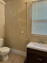 1605 S Pine St in San Antonio, TX - Building Photo - Building Photo