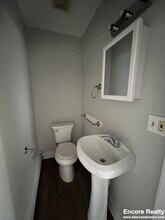 6 Swetts Ct in Watertown, MA - Building Photo - Building Photo