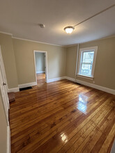 29 Dartmouth St, Unit 2L in Pittsfield, MA - Building Photo - Building Photo