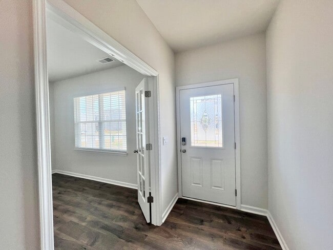 219 Blue Aspen Dr in Fuquay Varina, NC - Building Photo - Building Photo