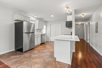 2432 Adlai St in Nashville, TN - Building Photo - Building Photo