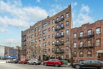2808 35th St in Long Island City, NY - Building Photo - Building Photo