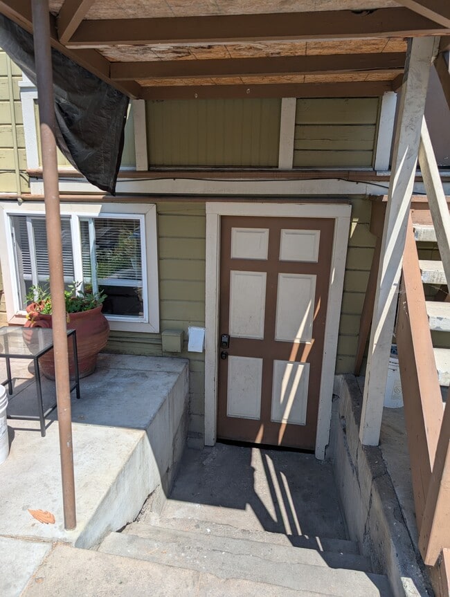 163 Gifford Ave, Unit B in San Jose, CA - Building Photo - Building Photo