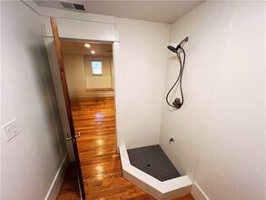 951 Edgewood Ave NE in Atlanta, GA - Building Photo - Building Photo