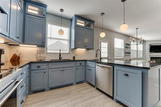 10610 Lansdowne Ln in Rowlett, TX - Building Photo - Building Photo