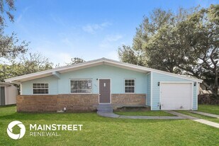 145 Alhambra St, Unit 924 in Titusville, FL - Building Photo