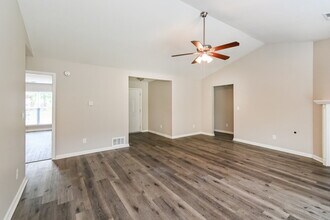 13183 Sandbourne S in Olive Branch, MS - Building Photo - Building Photo
