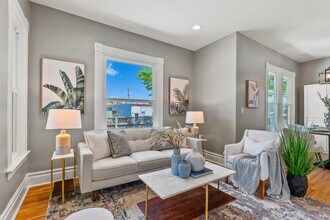 546 Ocean View Ave in Santa Cruz, CA - Building Photo - Building Photo