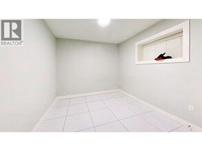 966 Stewart Ave in Coquitlam, BC - Building Photo - Building Photo
