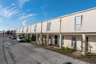 Happy Village Condominium in Houston, TX - Building Photo - Building Photo