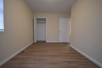 512 Poplar St in Buffalo, MO - Building Photo - Building Photo