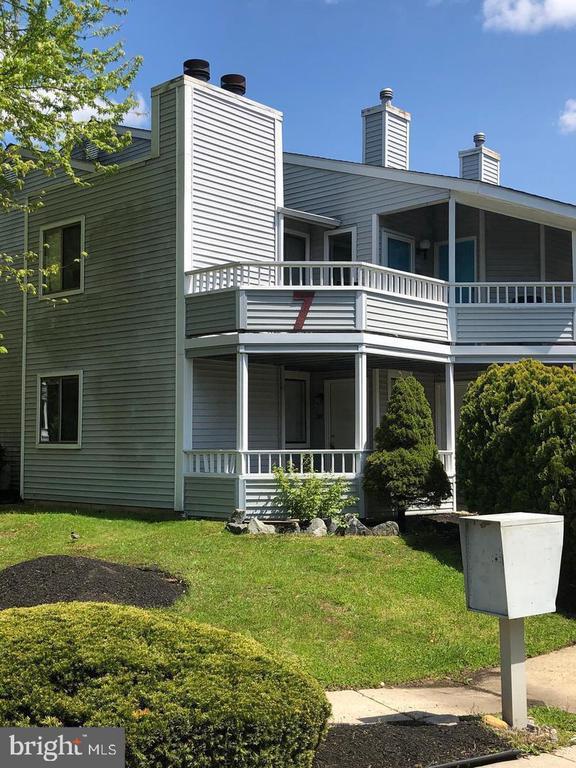 property at 702 Abbey Ct