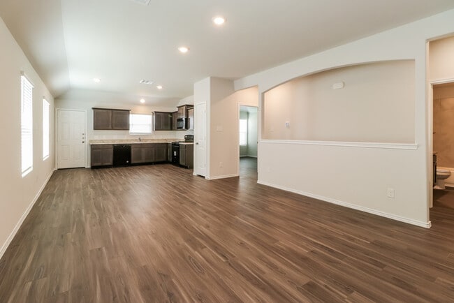 2433 Carp Dr in Conroe, TX - Building Photo - Building Photo