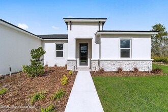 836 Kecherburg Rd SW in Palm Bay, FL - Foto de edificio - Building Photo