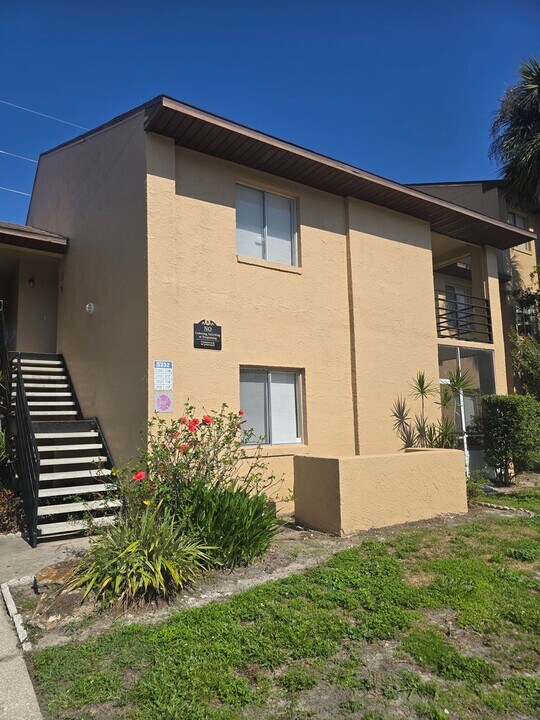 5232 Via Hacienda Cir in Orlando, FL - Building Photo