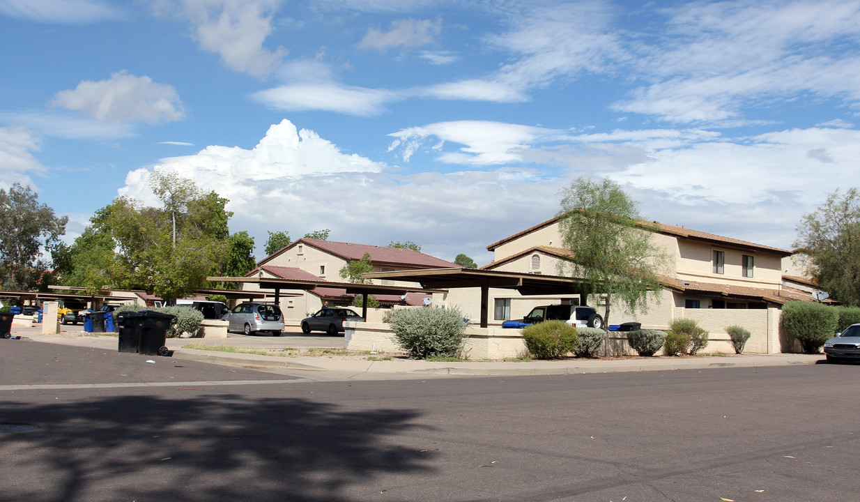 6212 E Greenway in Mesa, AZ - Building Photo