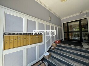 15 Glenville Ave in Boston, MA - Foto de edificio - Building Photo